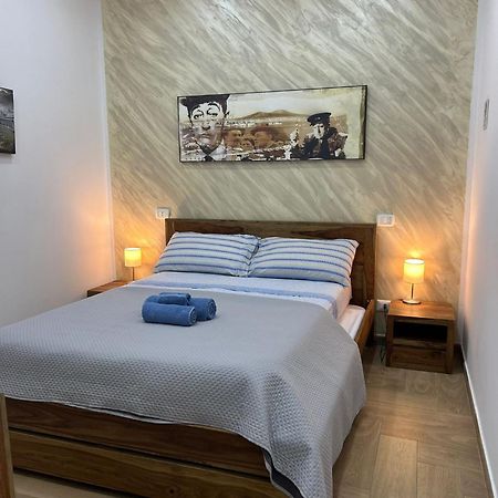 Good Friends Home Napoli Bagian luar foto