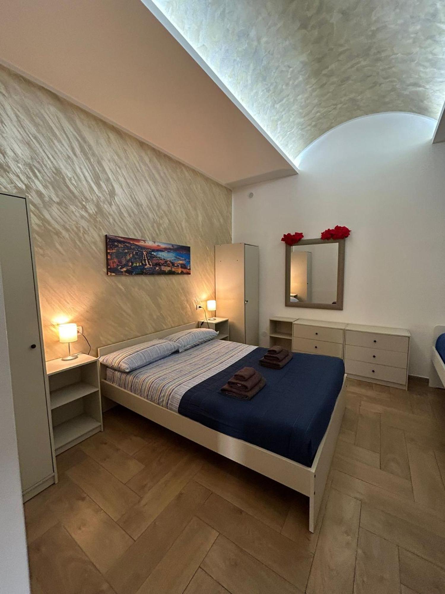 Good Friends Home Napoli Bagian luar foto